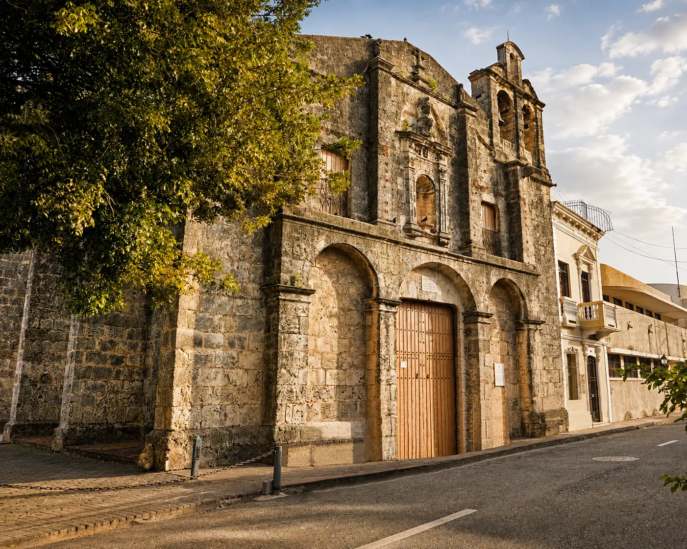 Fachada de la Iglesia y Convento Regina Angelorum